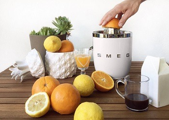 Off-White Smeg Citrus Juicer Review