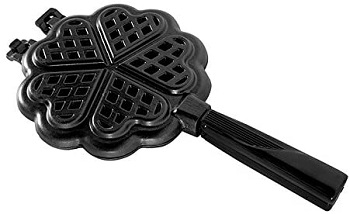 Nordic Ware Sweetheart Waffler