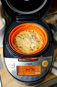 Tiger JKT-S10U-K Cooker