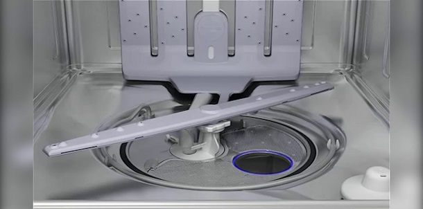 filtration system in dishwasher