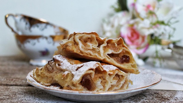 Apple Strudel