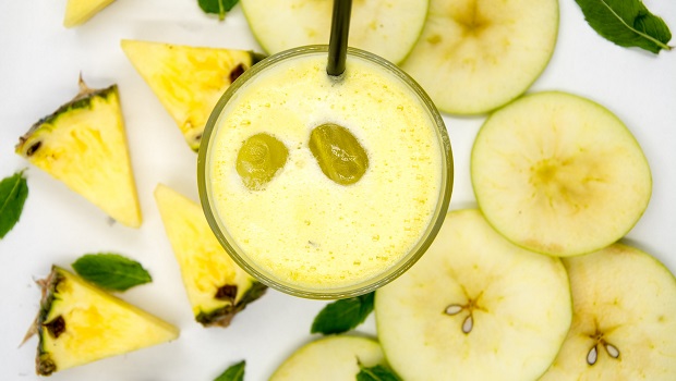 Best Breakfasts For Hangover - Pineapple Juice