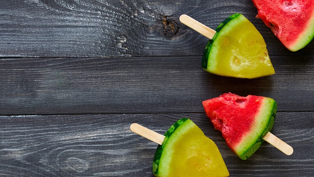 How To Entertain Kids At The Table - Food-On-A-Stick