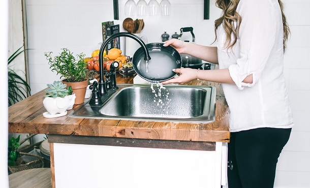 Rinsing Dishes