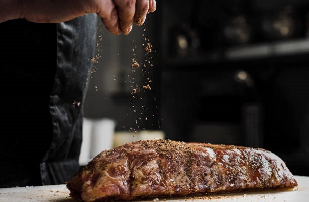 using a seasoning on steak